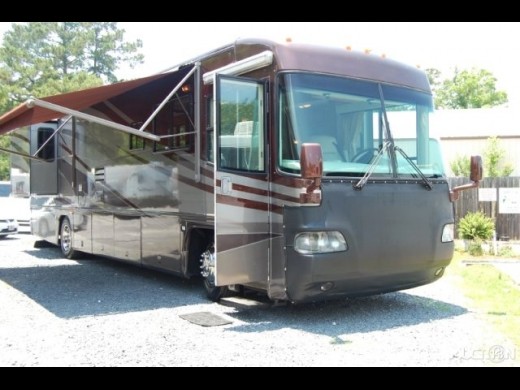 2004 Damon Motor Coach Escaper 4076 400 Hp Diesel