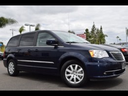 BUY CHRYSLER TOWN & COUNTRY 2014 TOURING, Autoxloo Demo